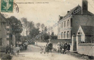 Carte postale ancienne L'Ecole des Filles — Fougères-sur-Bièvre (Loir-et-Cher)