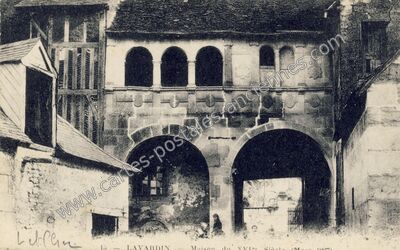 Carte postale ancienne Maison du XVIe Siècle — Lavardin (Loir-et-Cher)