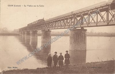 Carte postale ancienne Gien — Gien (Loiret)
