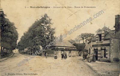 Carte postale ancienne Avenue de la Gare - Route de Romorantin — Mur-de-Sologne (Loir-et-Cher)