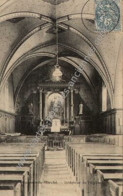 Carte postale ancienne Intérieur de l'Eglise — Ouzouer-le-Marché (Loir-et-Cher)