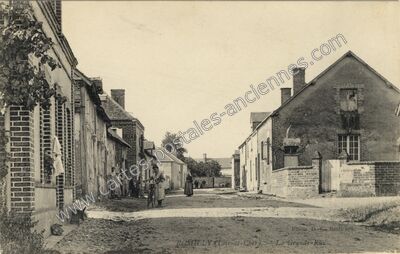 Carte postale ancienne La Grande-Rue — Romilly (Loir-et-Cher)