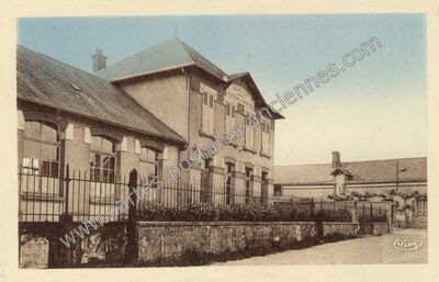 Carte postale ancienne Mairie-École — Romilly (Loir-et-Cher)