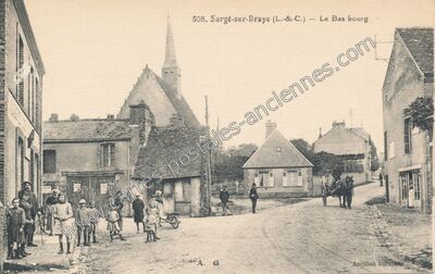 Carte postale ancienne Le Bas bourg — Sargé-sur-Braye (Loir-et-Cher)