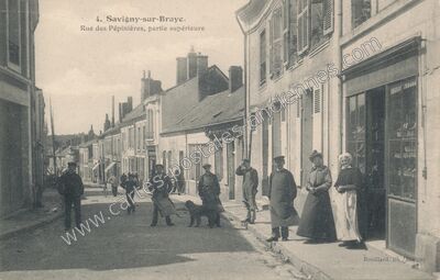 Carte postale ancienne Rue des Pépinières, partie supérieure — Savigny-sur-Braye (Loir-et-Cher)