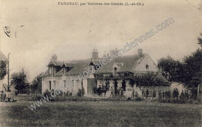 Carte postale ancienne Fardeau — Vallières-les-Grandes (Loir-et-Cher)