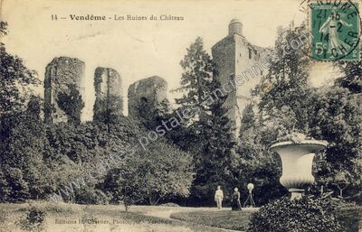 Carte postale ancienne Les Ruines du Château — Vendôme (Loir-et-Cher)