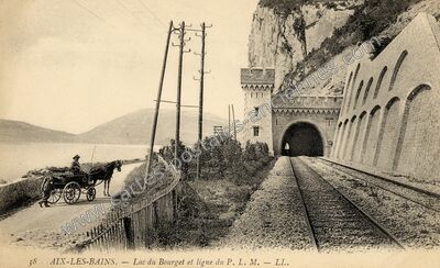 Carte postale ancienne Lac du Bourget et ligne du P. L. M — Aix-les-Bains (Savoie)