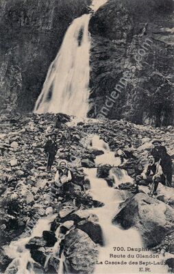 Carte postale ancienne Route du Glandon — Saint-Colomban-des-Villards (Savoie)