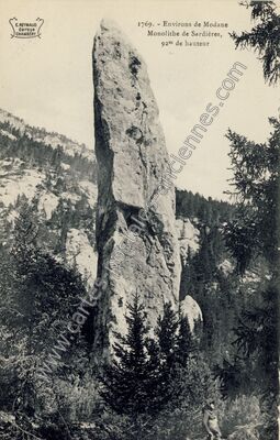 Carte postale ancienne Monolithe de Sardiere — Sollières-Sardières (Savoie)