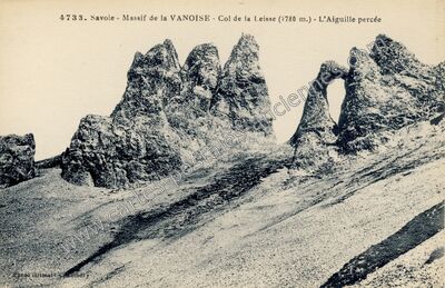 Carte postale ancienne Aiguille Percee — Tignes (Savoie)