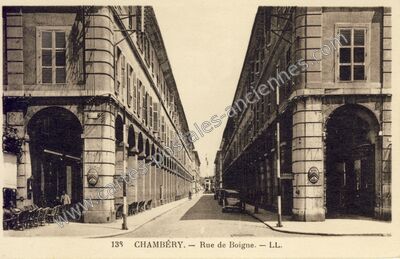 Carte postale ancienne Rue de Boigne — Chambéry (Savoie)