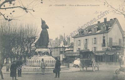 Carte postale ancienne Place et Monument du Centenaire — Chambéry (Savoie)