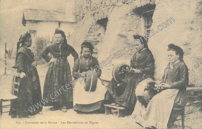 Carte postale ancienne Costumes de la Savoie - Les Dentellières — Tignes (Savoie)
