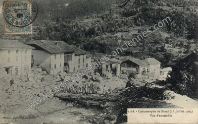 Carte postale ancienne Catastrophe de Bozel (16 Juillet 1904) Vue d'ensemble — Bozel (Savoie)