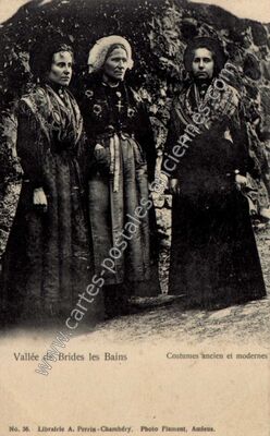 Carte postale ancienne Costumes ancien et modernes — Brides-les-Bains (Savoie)