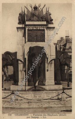 Carte postale ancienne Fontaine des Eléphants (détail) par Sappey — Chambéry (Savoie)