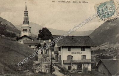 Carte postale ancienne Entrée du Village — Hauteluce (Savoie)