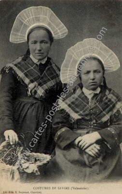 Carte postale ancienne Costumes de Savoie — Valmeinier (Savoie)