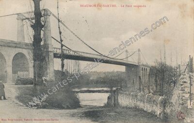 Carte postale ancienne Le Pont suspendu — Beaumont-sur-Sarthe (Sarthe)