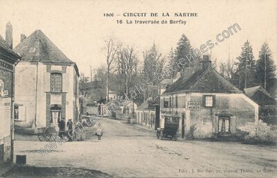 Carte postale ancienne La traversée de Berfay — Berfay (Sarthe)