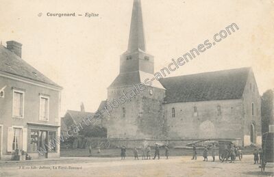 Carte postale ancienne Eglise — Courgenard (Sarthe)