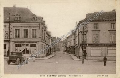 Carte postale ancienne Rue Nationale — Écommoy (Sarthe)