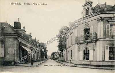 Carte postale ancienne Entrée en Ville par la Gare — Écommoy (Sarthe)
