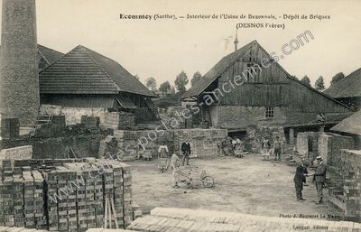 Carte postale ancienne Intérieur de l'Usine de Bezonnais. - Dépôt de Briques — Écommoy (Sarthe)
