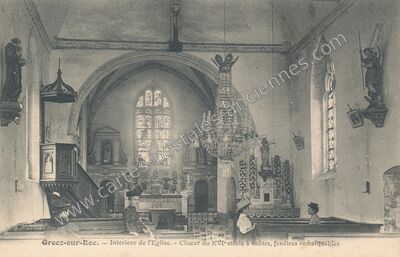 Carte postale ancienne Intérieur de l'Eglise. - Chœur du XVIe siècle à voûtes, fenêtres remarquables — Gréez-sur-Roc (Sarthe)