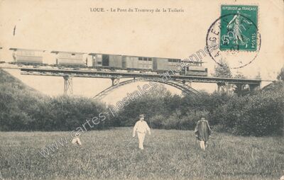 Carte postale ancienne Le Pont du Tramway de la Tuilerie — Loué (Sarthe)