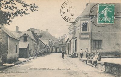 Carte postale ancienne Rue principale — Moncé-en-Belin (Sarthe)