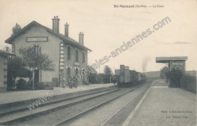 Carte postale ancienne La Gare — Saint-Maixent (Sarthe)
