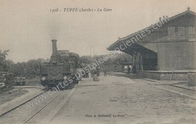 Carte postale ancienne La Gare — Tuffe (Sarthe)