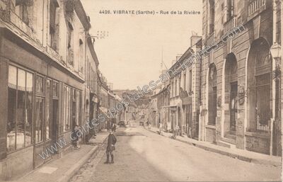 Carte postale ancienne Rue de la Rivière — Vibraye (Sarthe)