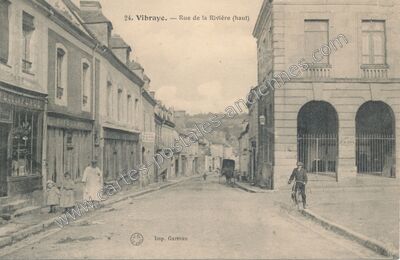 Carte postale ancienne Rue de la Rivière (haut) — Vibraye (Sarthe)