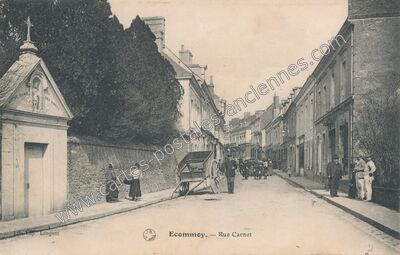 Carte postale ancienne Rue Carnot — Écommoy (Sarthe)