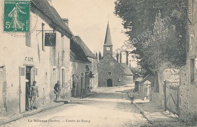 Carte postale ancienne Centre du Bourg — La Milesse (Sarthe)