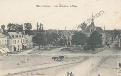 Carte postale ancienne Vue générale de la Place — Mayet (Sarthe)