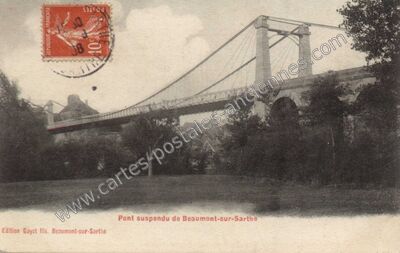 Carte postale ancienne Pont suspendu — Beaumont-sur-Sarthe (Sarthe)