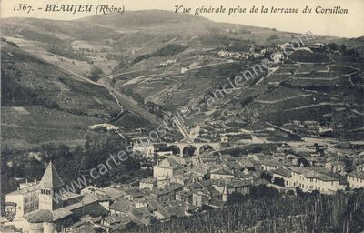 Carte postale ancienne Vue générale prise de la terrasse du Cornillon — Beaujeu (Rhône)