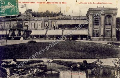 Carte postale ancienne L'Etablissement Thermal. Le Casino et les Fontaines lumineuses — Charbonnières-les-Bains (Rhône)