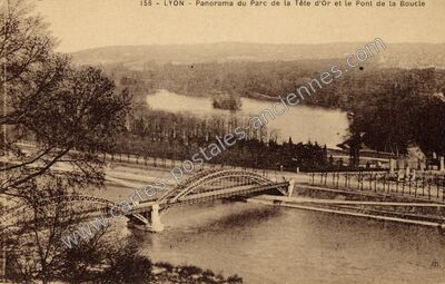 Carte postale ancienne Panorama du Parc de la Tête d'Or et le Pont de la Boucle — Lyon (Rhône)