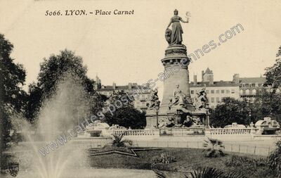 Carte postale ancienne Place Carnot — Lyon (Rhône)