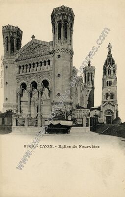 Carte postale ancienne Eglise de Fourvière — Lyon (Rhône)
