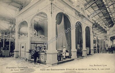 Carte postale ancienne Stand des Établissements ÉCHALIÉ et BIABAUD — Lyon (Rhône)
