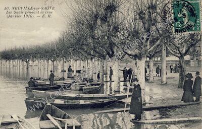 Carte postale ancienne Les Quais pendant la crue — Neuville-sur-Saône (Rhône)