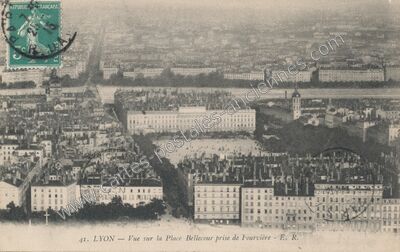 Carte postale ancienne Vue sur la Place Bellecour prise de Fourvière — Lyon (Rhône)