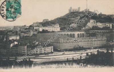 Carte postale ancienne Quai de Pierre-Seize et Colline de Fourvière — Lyon (Rhône)