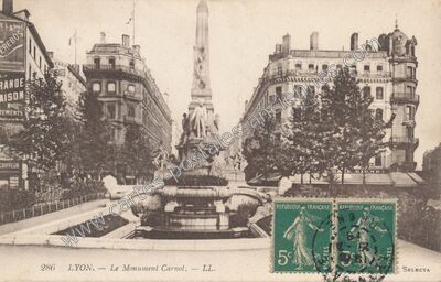 Carte postale ancienne Le Monument Carnot — Lyon (Rhône)